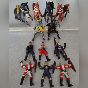 Vintage 3 Schleich and 9 Simba Knight and Horse Action Figures Value Priced